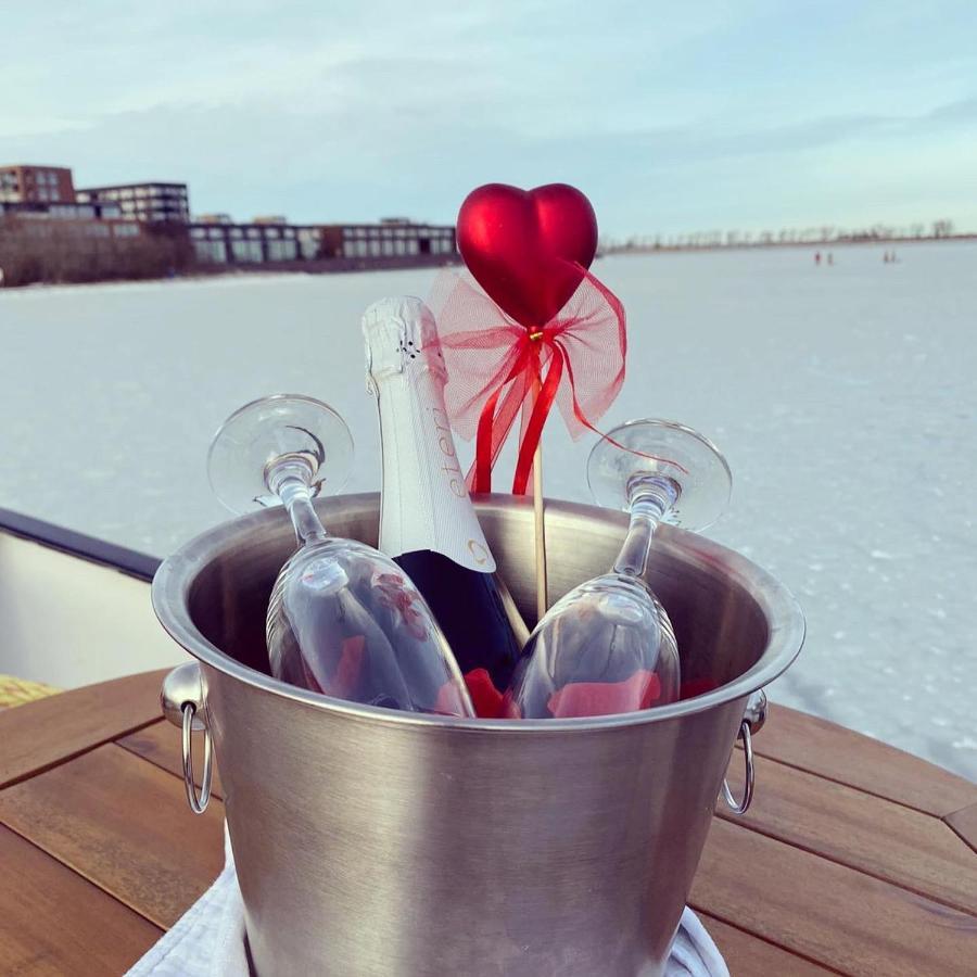 B&B Houseboat Amsterdam Luaran gambar